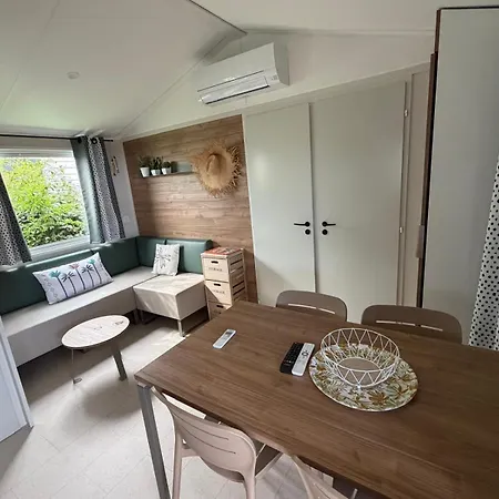 Ecrin De L'ile D'or Campsite Saint-Raphael (Var)